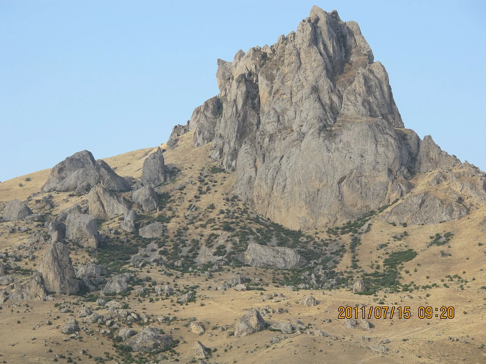 Besh Barmag Mountain